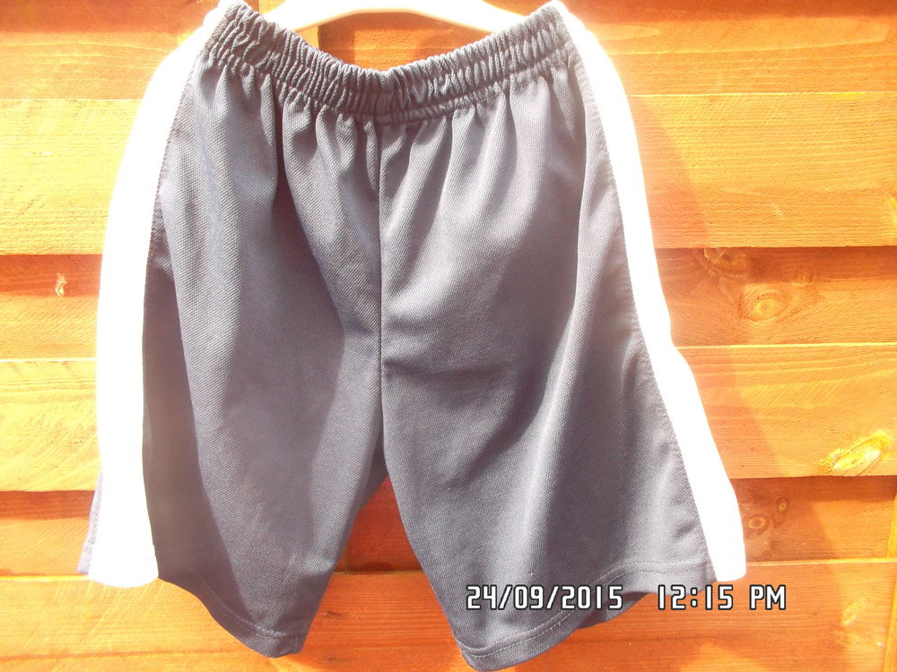 SHORT BLEU MARINE ET BLANC*JUSTE 1E*KIKI60230 Vêtements enfants