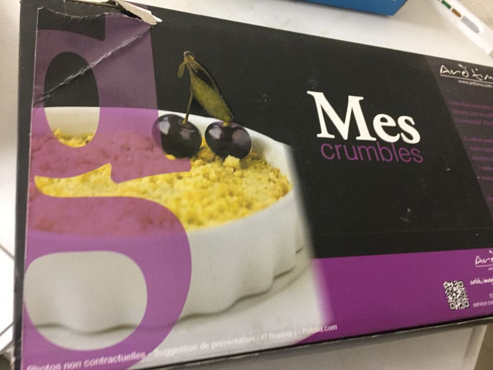 COFFRET POUR CRUMBLE + TABLIER+RECETTES Cuisine