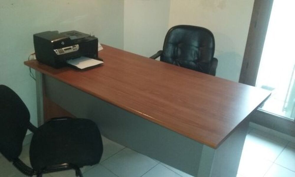 ENSEMBLE DE BUREAU Meubles