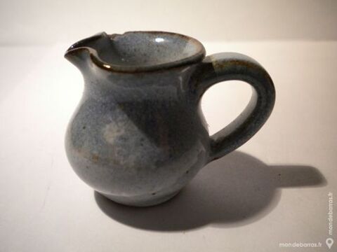 PETIT PICHET en grs 2 Dammarie-les-Lys (77)