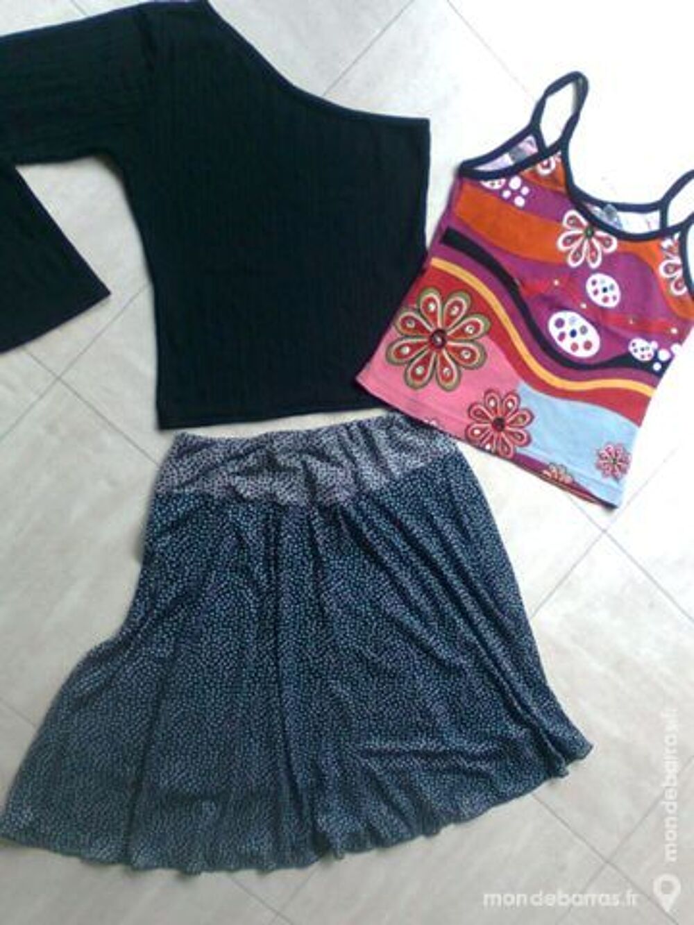 lot de 2 T.Shirts et 1 jupe &agrave; pois - S - zoeads Vêtements