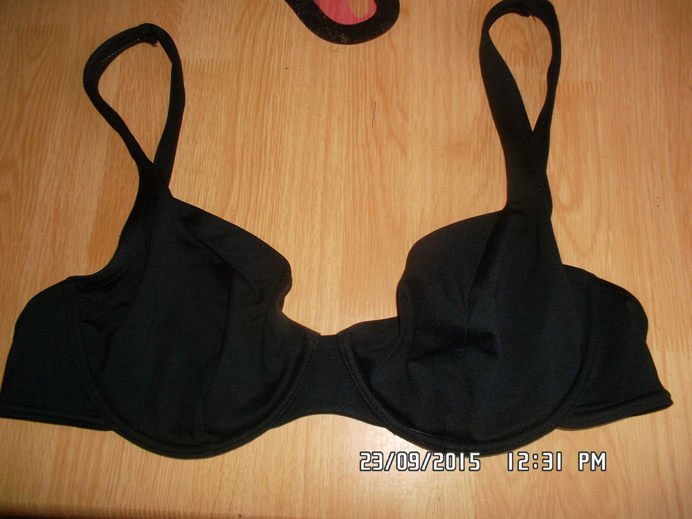 HAUT DE MAILLOT DE BAIN NOIR*JUSTE 1E*KIKI60230 Vêtements