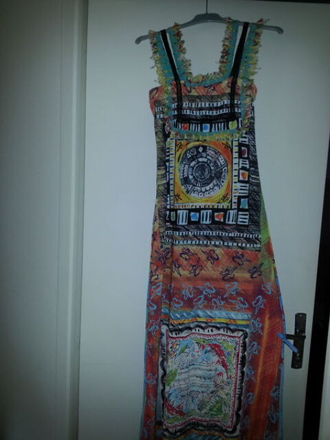 Robe Save The Queen 70 Troyes (10)