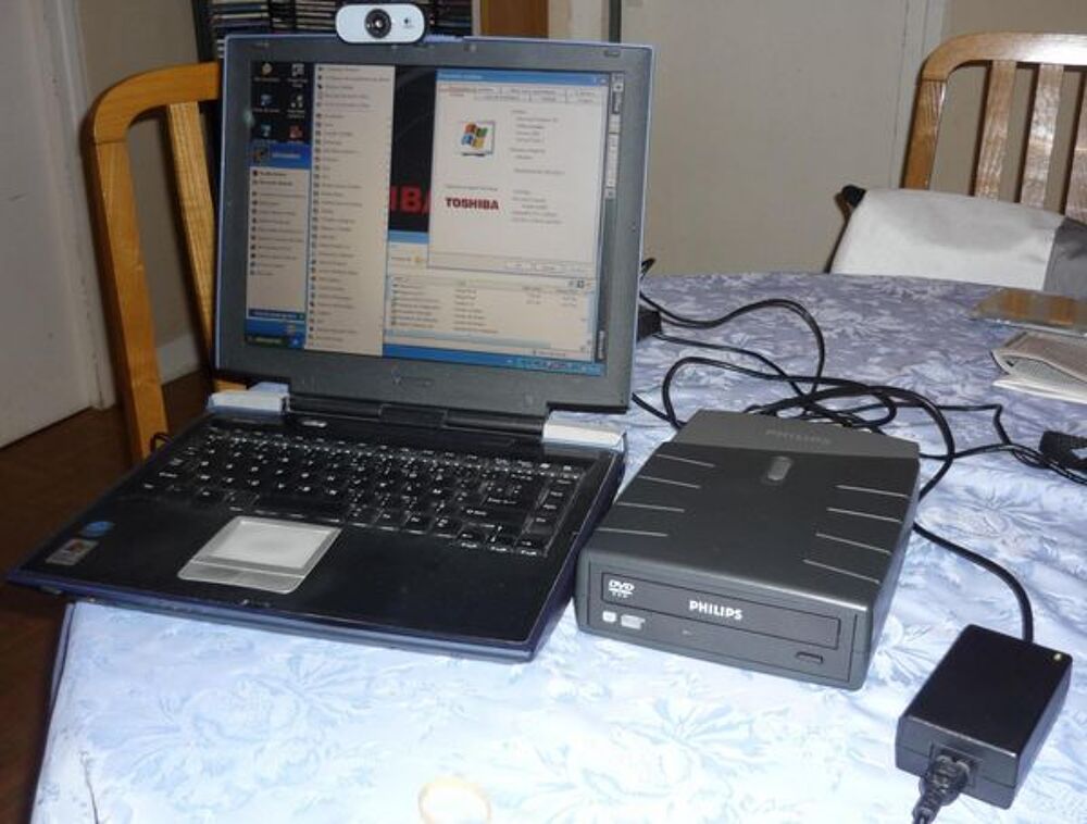 Pc portable Wifi DVD graveur webcam Matériel informatique