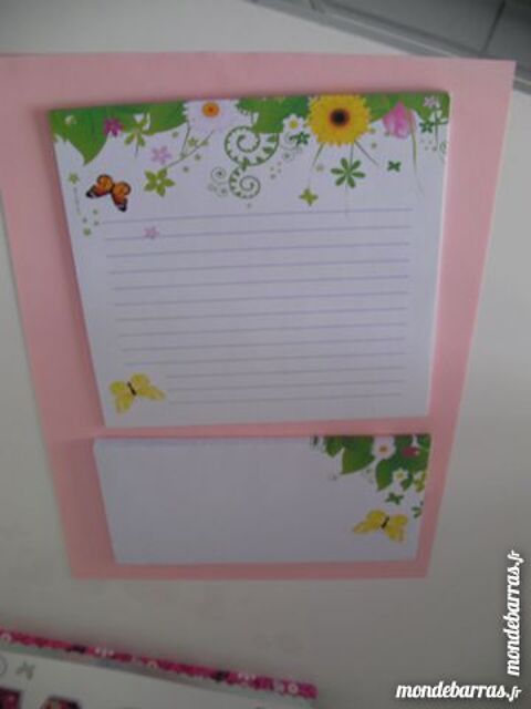 ENSEMBLE COURRIER Papier+enveloppes imprim fleurs 1 Saint-tienne (42)