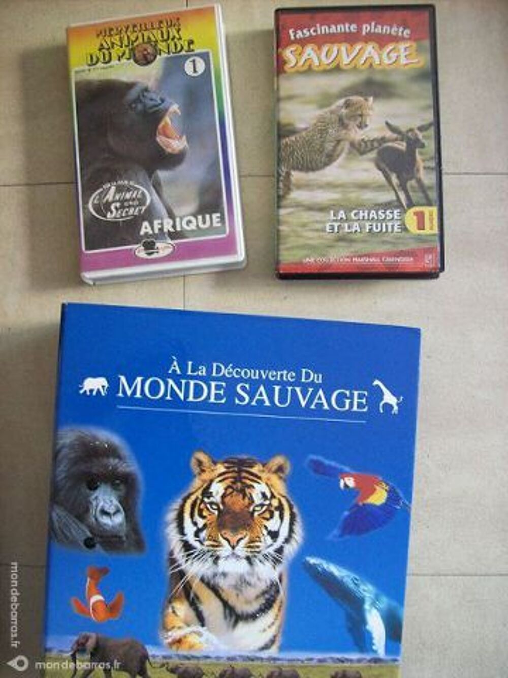 Cassettes vid&eacute;o + classeur + fiches - zoeads Jeux / jouets