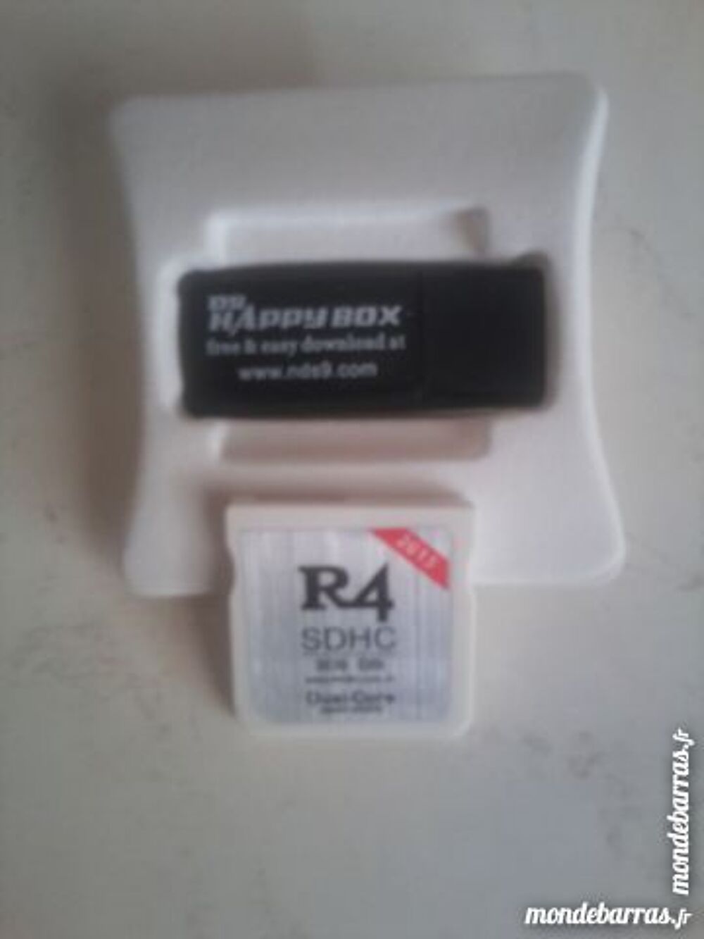 carte ds R4 Consoles et jeux vidéos