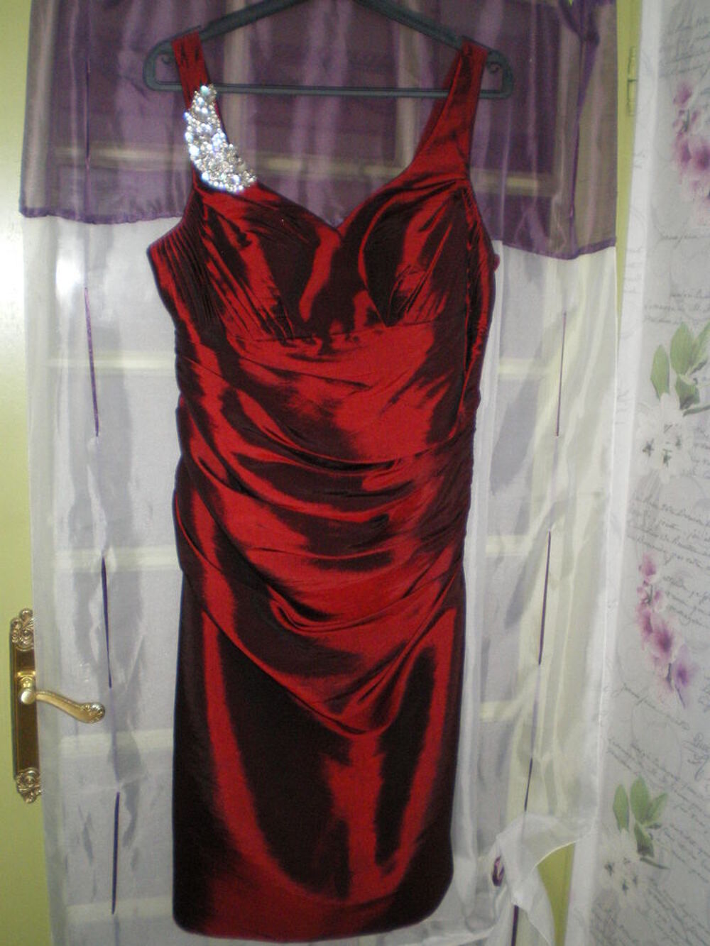 robes de soir&eacute;e Vêtements