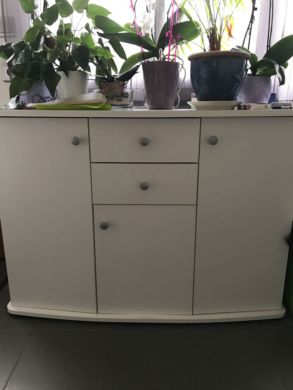 Buffet tr&egrave;s bon &eacute;tat Meubles