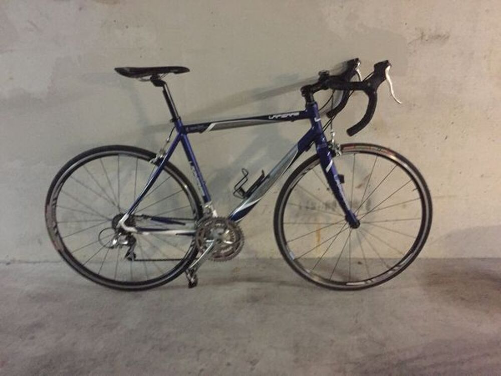 v&eacute;lo LAPIERRE course Vélos