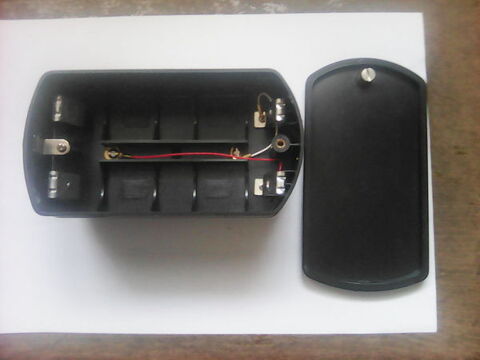 compartiment  piles 6 volts 5 Noyelles-ls-Vermelles (62)