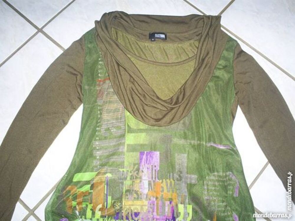 Tunique 2026 Taille 4 Vêtements