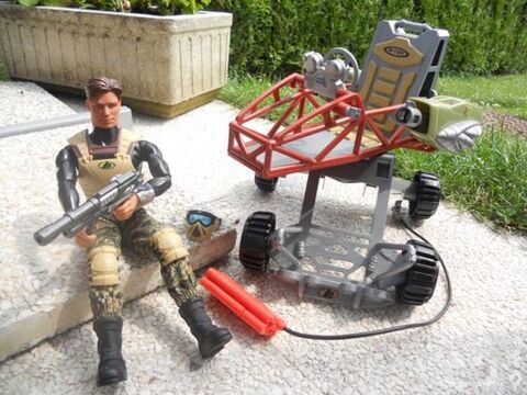 Figurine avec BUGGY 10 Corbie (80)