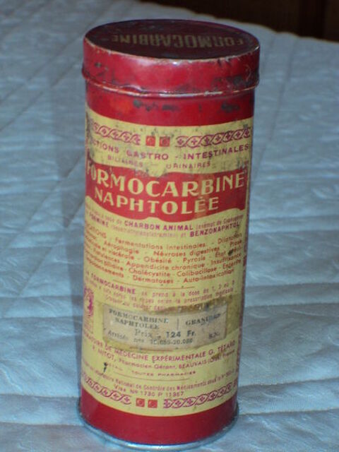 ancienne BOITE FORMOCARBINE 6 Blaye (33)