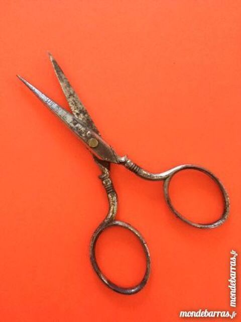 Ciseaux ancien  broder 7 Nice (06)