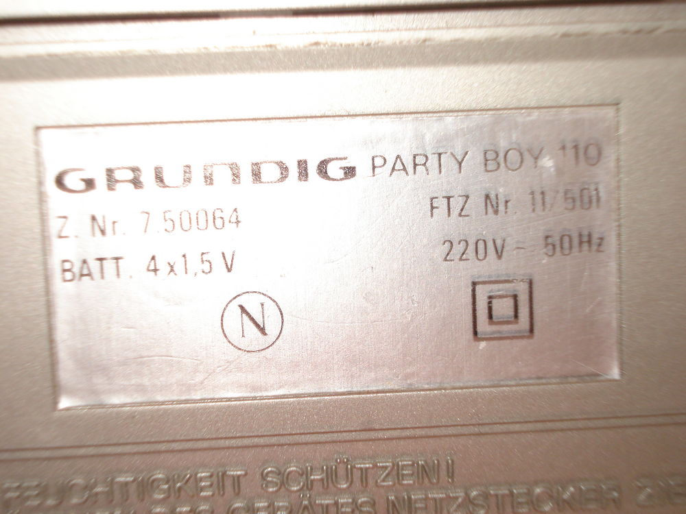Tansitor radio Grundig partie boy 110 Audio et hifi