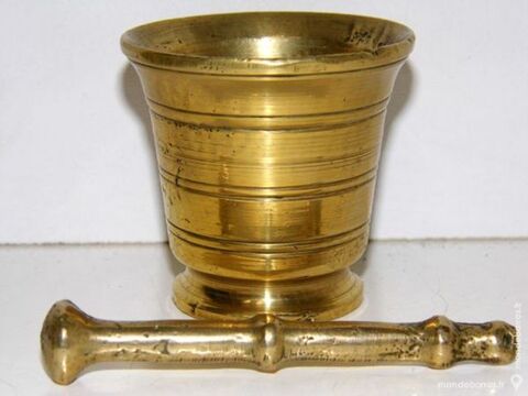 Mortier pilon pharmacie bronze cendrier brocante 15 Dunkerque (59)