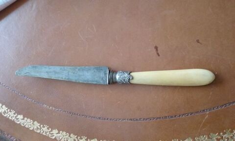 Couteau corne et métal 8 Charenton-le-Pont (94)