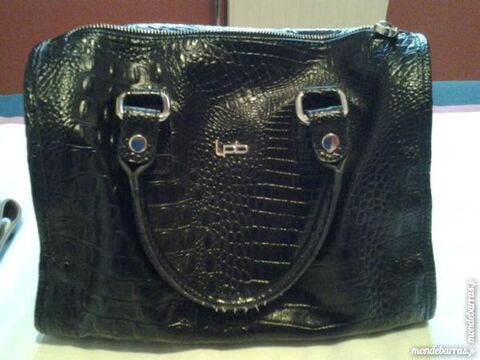 sac  main les petites bombes 20 Bourg-ls-Valence (26)