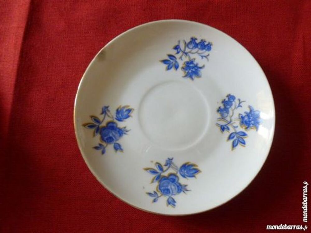 Service &agrave; caf&eacute; d&eacute;cor fleurs bleues Cuisine