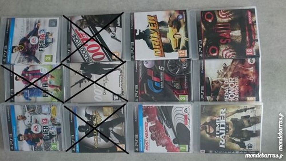 PS3 avec 2 manettes et 8 jeux Consoles et jeux vidéos