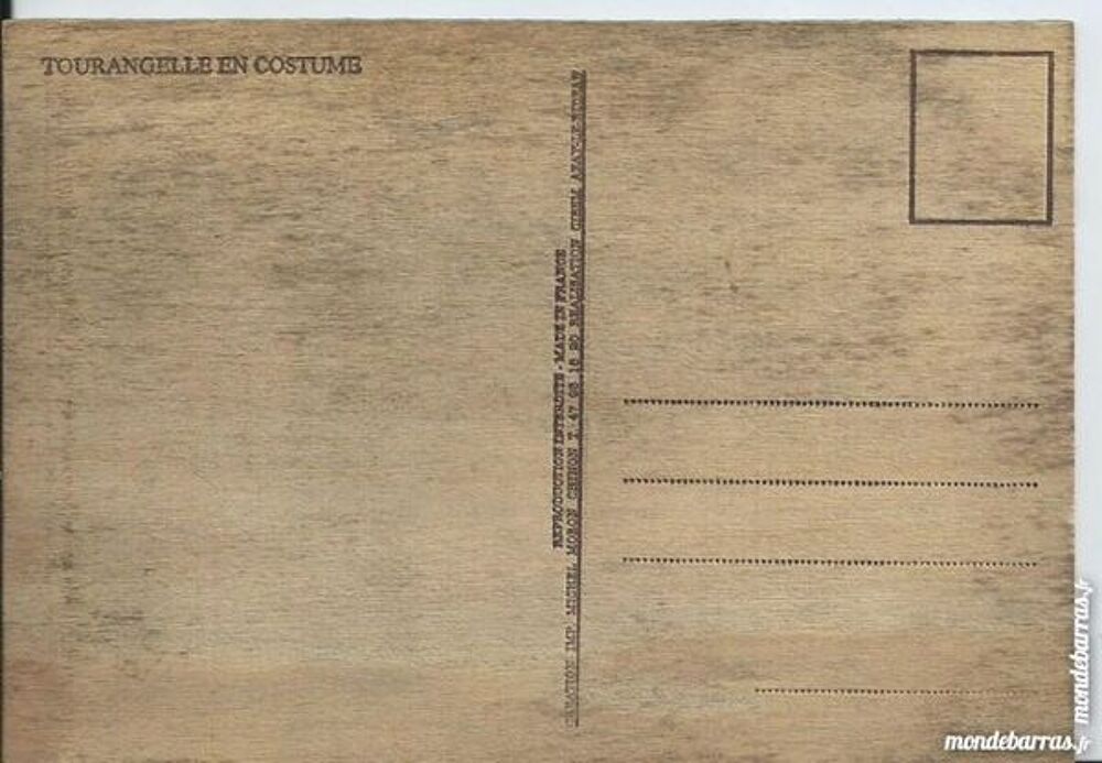 tourangelle en costume carte originale en bois 