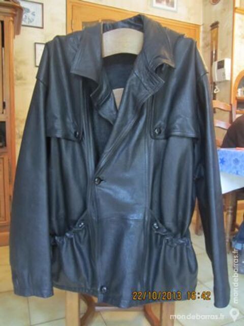 2 VESTES CUIR HOMME T 56/58 120 Nanteau-sur-Lunain (77)