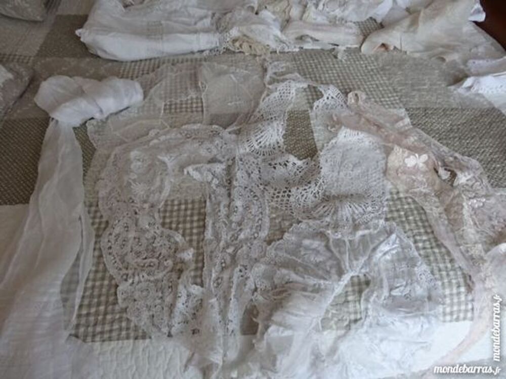 Cols en dentelle.. Meubles