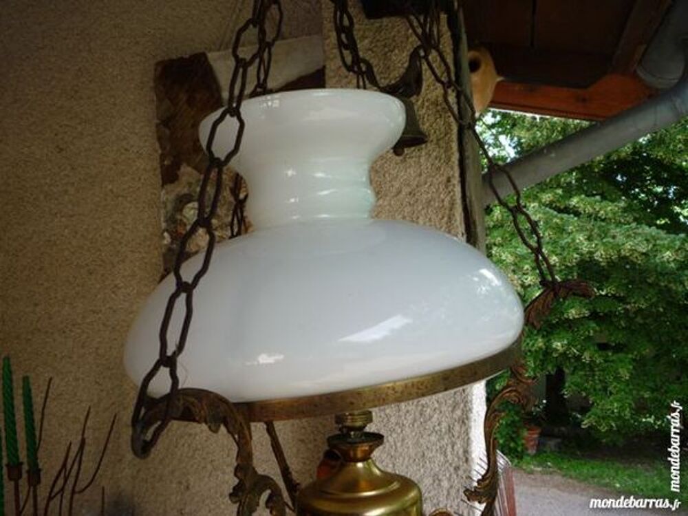 Lustre/luminaire/suspension,d&eacute;co/opaline Meubles