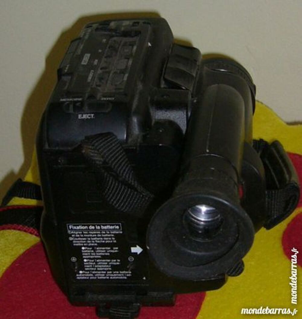 camescope VHSC JVC AX15 &agrave; r&eacute;parer Photos/Video/TV