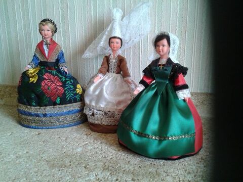 Poupes folkloriques rgionales 8 Saintry-sur-Seine (91)