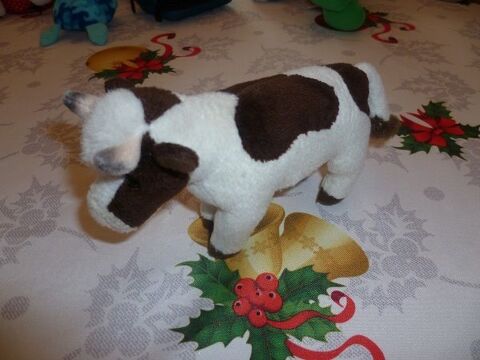 Peluche vache enfant ferme bruit milka fille garco 3 Semcourt (57)