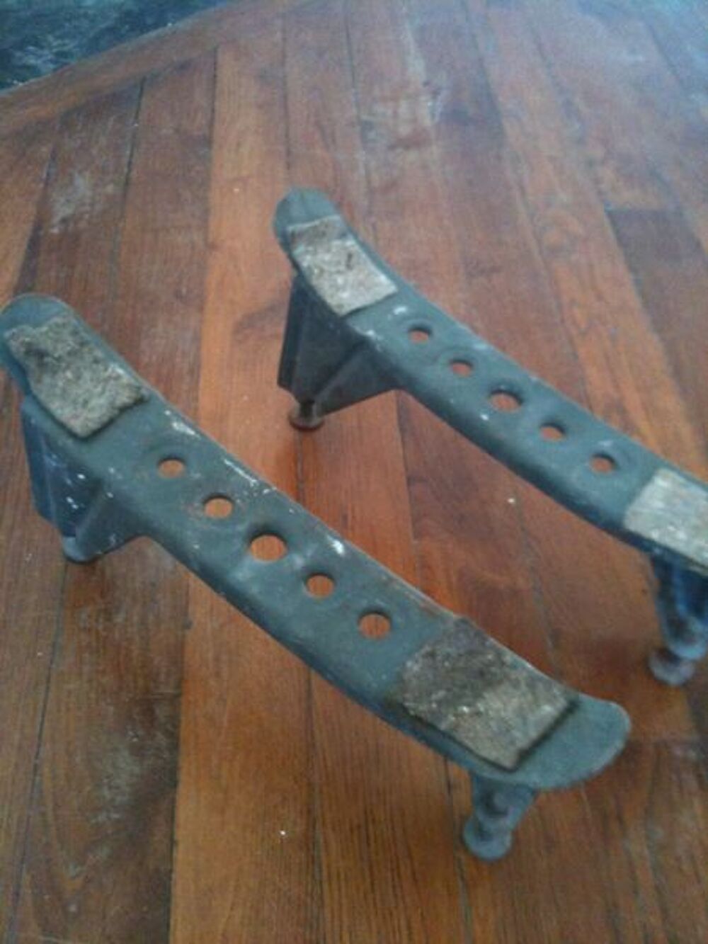 PIED POUR BAIGNOIRE 10e URGENT Bricolage
