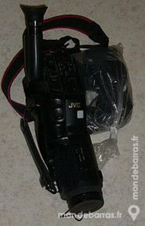 Camescope JVC cassette VHSC GR AX15S pour pi�ces 25 Versailles (78)