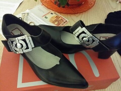 Escarpin  talon 'GRANADA' de chez UN MATIN D'T 50 Chaumont (52)