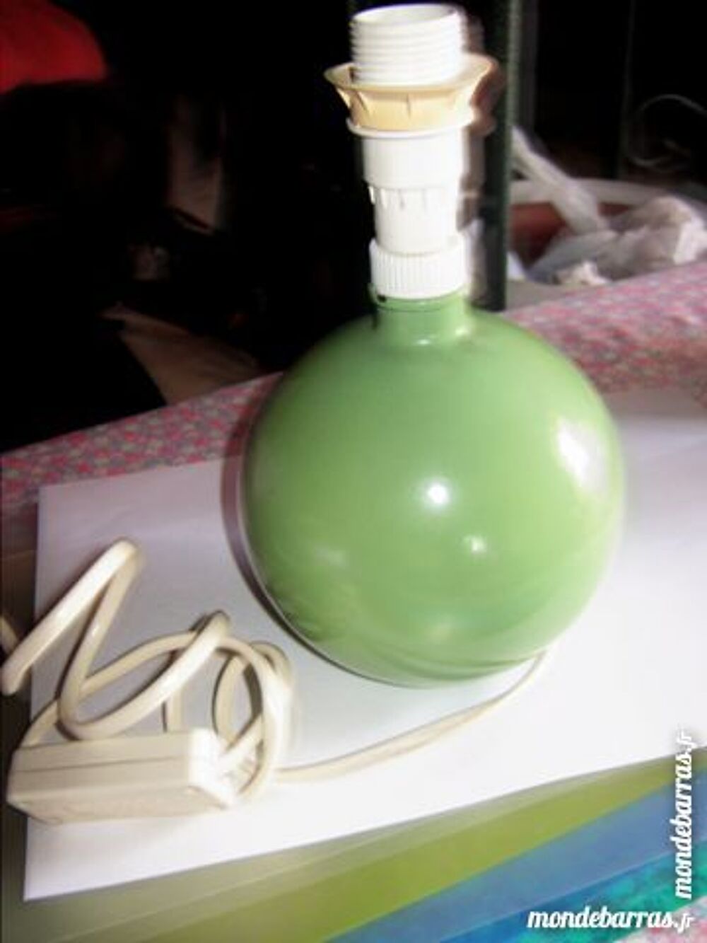 PIED DE LAMPE VERT Décoration