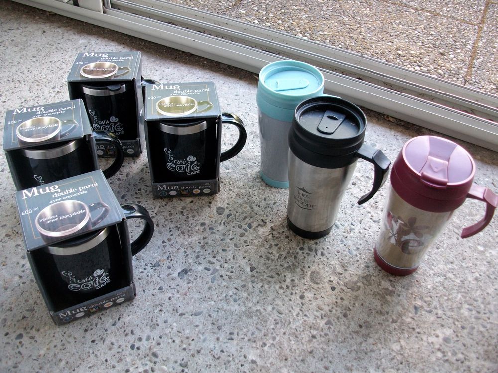 Mugs et Verres Isothermes -Neufs &agrave; 0,50 € pi&egrave;ce Cuisine
