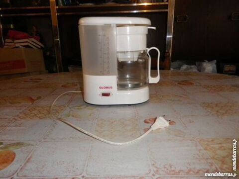 CAFETIERE FILTRE 12 TASSES 5 Attainville (95)