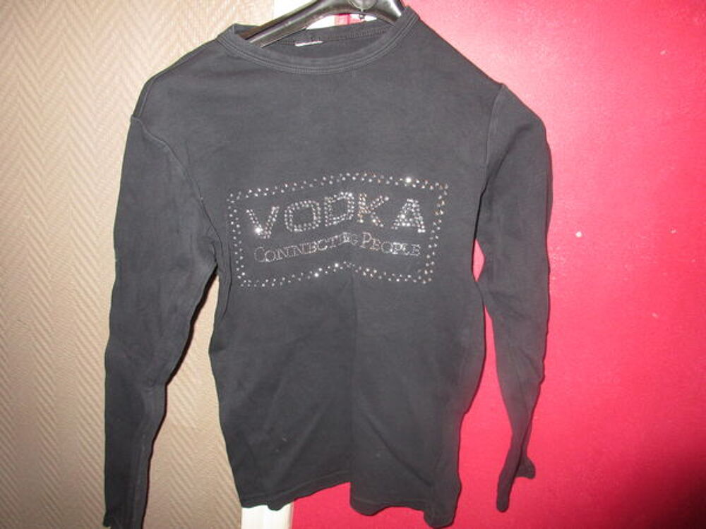pull vodka Vêtements