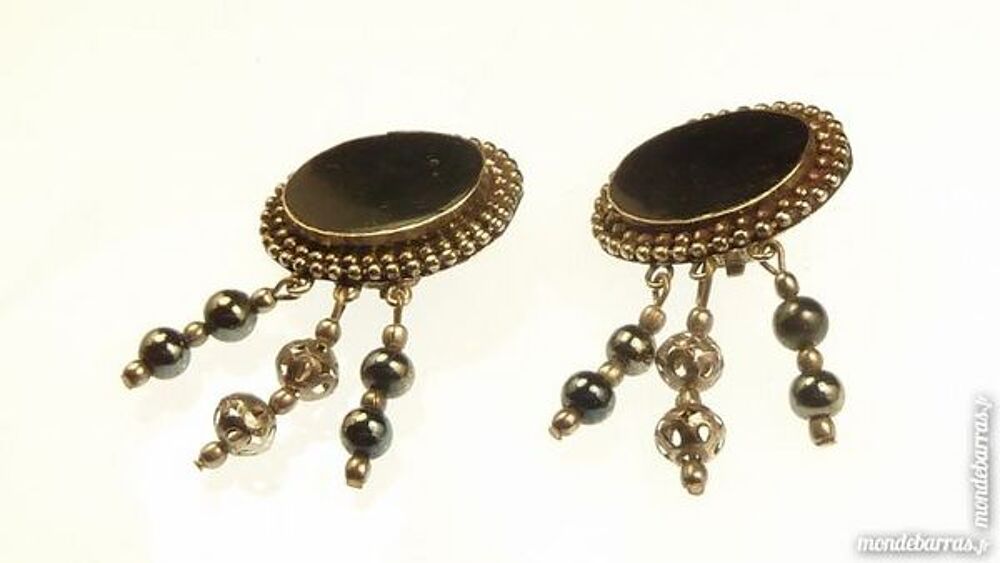 Boucles d'oreilles Bijoux et montres