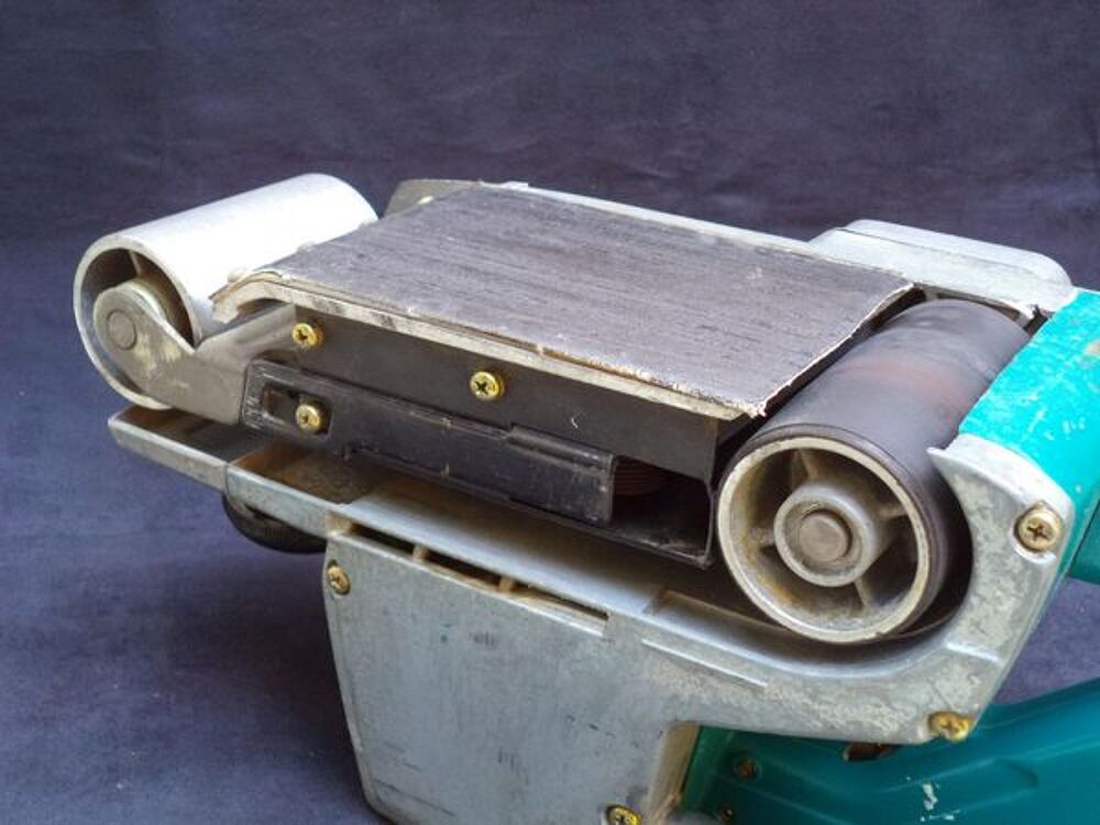 Ponceuse MAKITA 9401 Bricolage