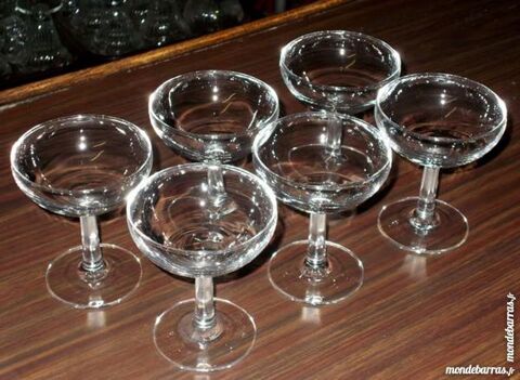 coupe � champagne, coctail (l'unit�) 2 Monflanquin (47)