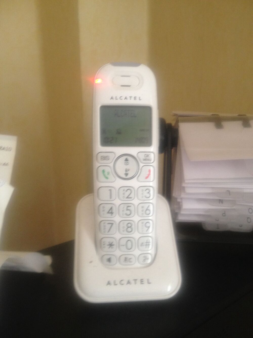 Alcatel XL650 combo voice Tlphones et tablettes