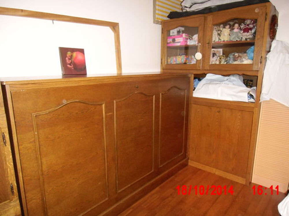 Chambre &agrave; coucher 1pers. Meubles