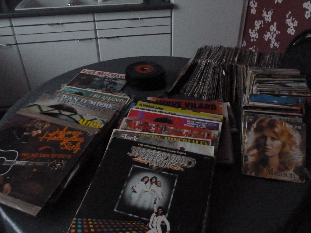 vente de vinyles et cd CD et vinyles