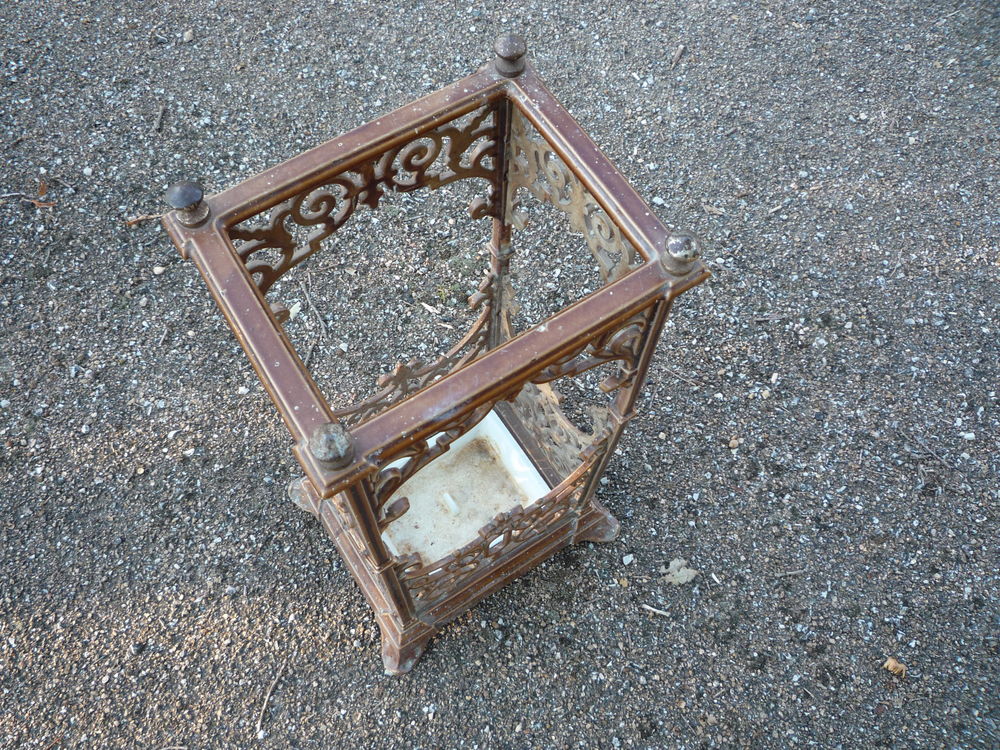 Porte parapluie/canne/fonte &eacute;maill&eacute;e Décoration