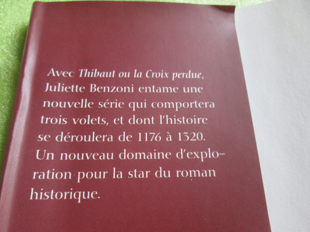 Roman de Juliette Benzoni "Thibaut ou la Croix Perdue Livres et BD
