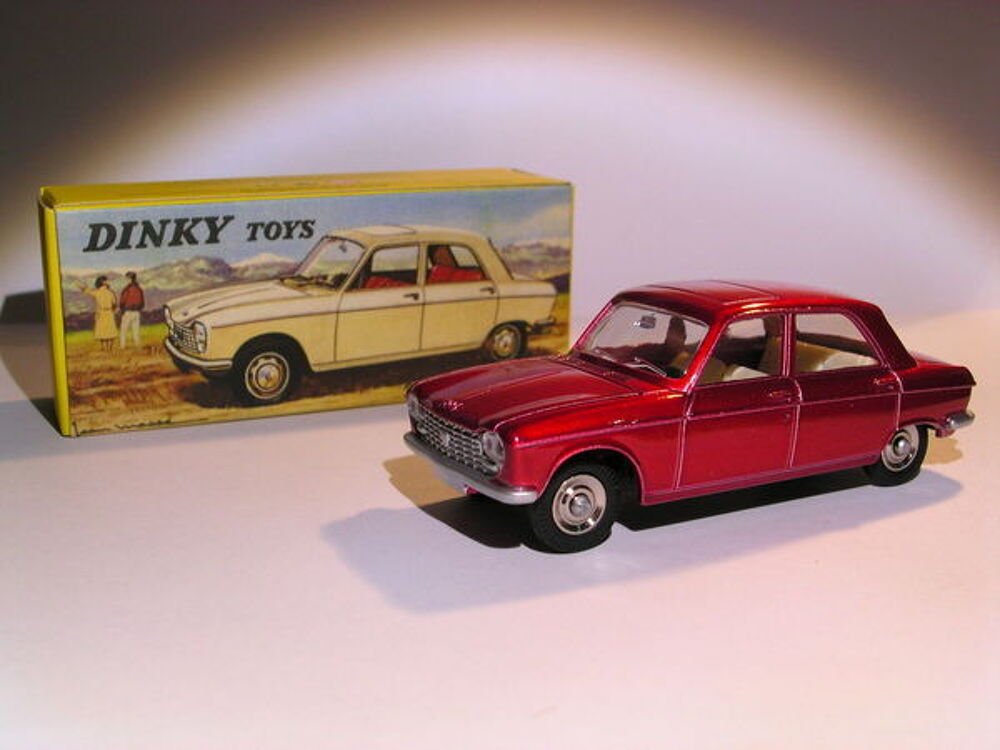 Peugeot 204 Berline 1/43 Dinky Toys 510 Atlas Neuf Boite 