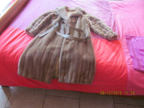 manteau 30 Villeneuve-ls-Avignon (30)