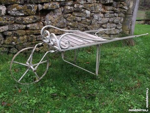 Brouette dcorative '' pots de plantes '' 90 Marquay (24)